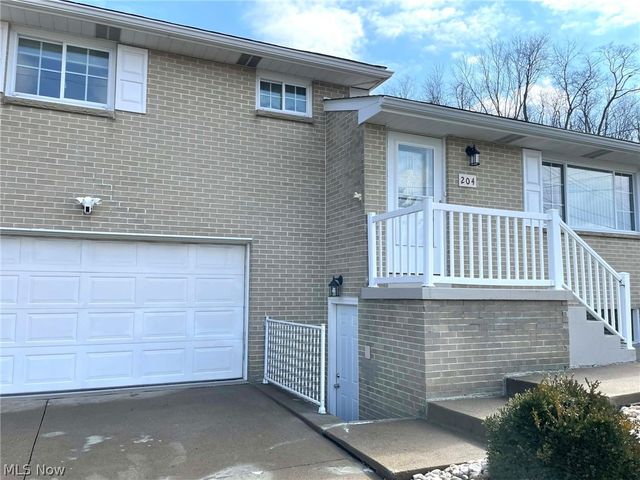 204 May Lane, Wintersville, OH 43953