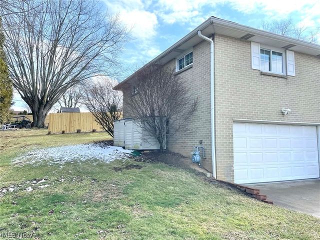 204 May Lane, Wintersville, OH 43953