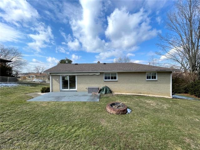 204 May Lane, Wintersville, OH 43953