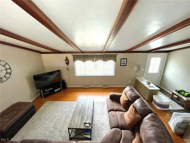 204 May Lane, Wintersville, OH 43953