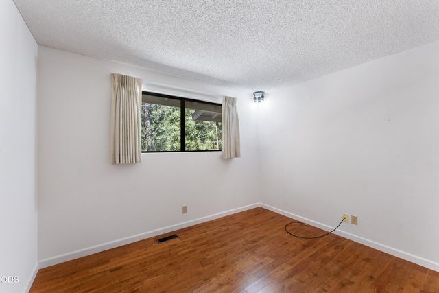 340 Dawn Allan Drive, Grants Pass, OR 97527