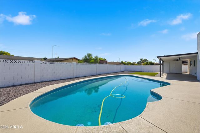 1609 E Glencove Street, Mesa, AZ 85203