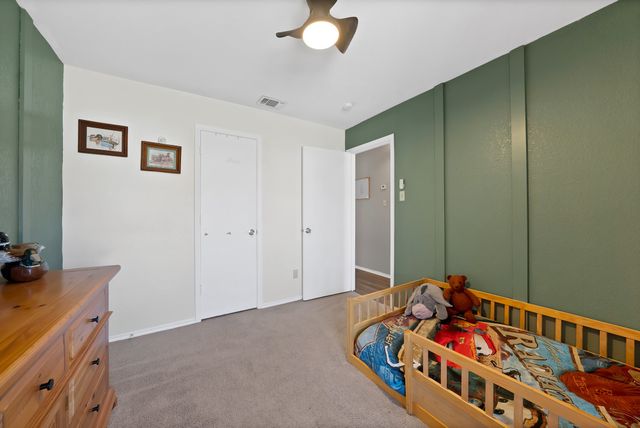 6520 Kary Lynn Drive S, Watauga, TX 76148