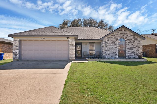 6520 Kary Lynn Drive S, Watauga, TX 76148