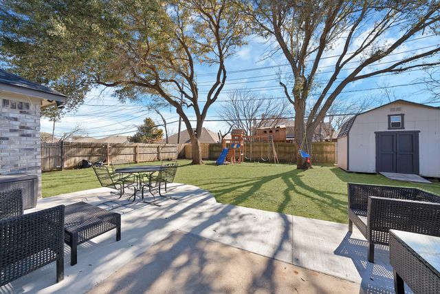 6520 Kary Lynn Drive S, Watauga, TX 76148