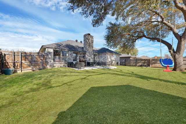 6520 Kary Lynn Drive S, Watauga, TX 76148