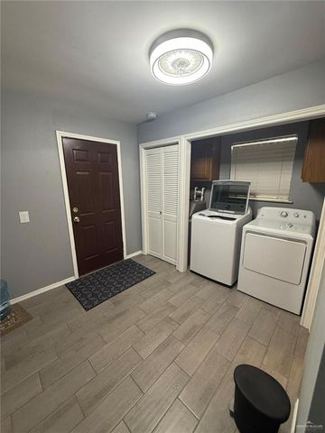 1034 La Costa Drive, Alamo, TX 78516