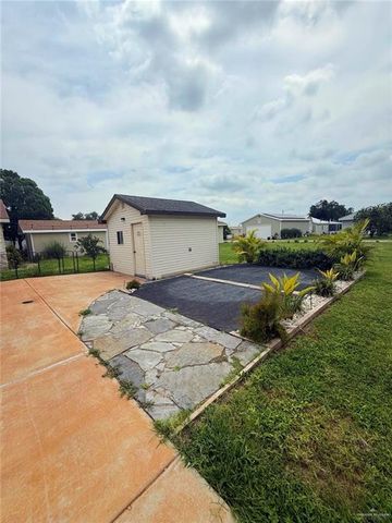 1034 La Costa Drive, Alamo, TX 78516