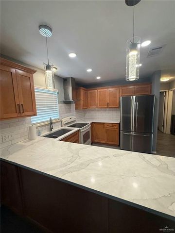 1034 La Costa Drive, Alamo, TX 78516