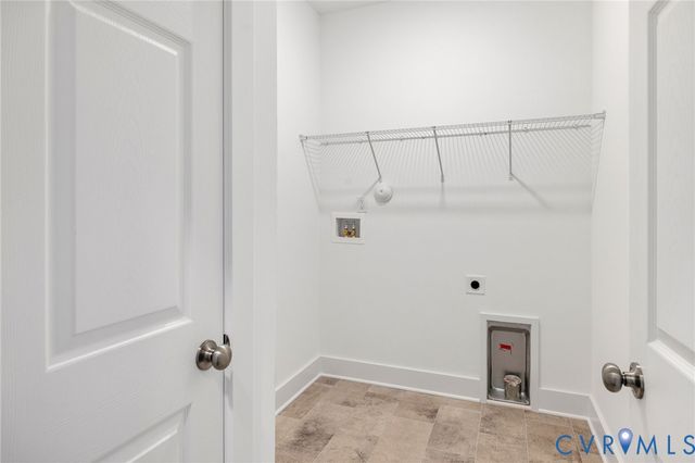 11183 Pinewild Dr, Providence Forge, VA 23140