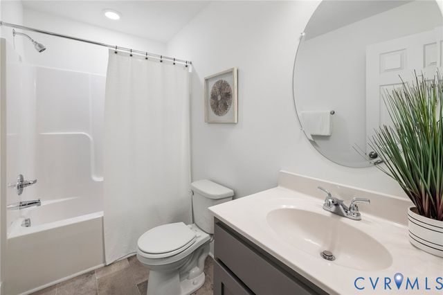 11183 Pinewild Dr, Providence Forge, VA 23140
