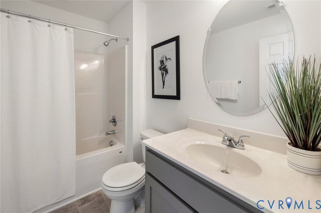 11183 Pinewild Dr, Providence Forge, VA 23140