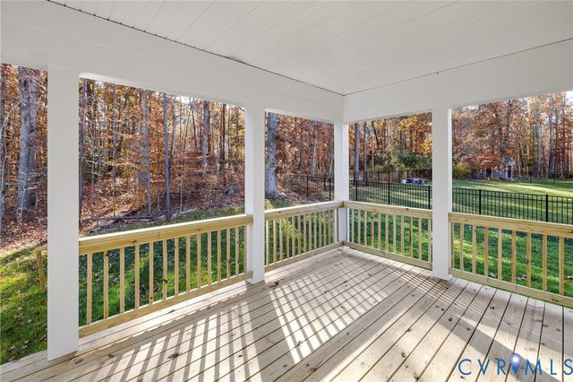 11183 Pinewild Dr, Providence Forge, VA 23140