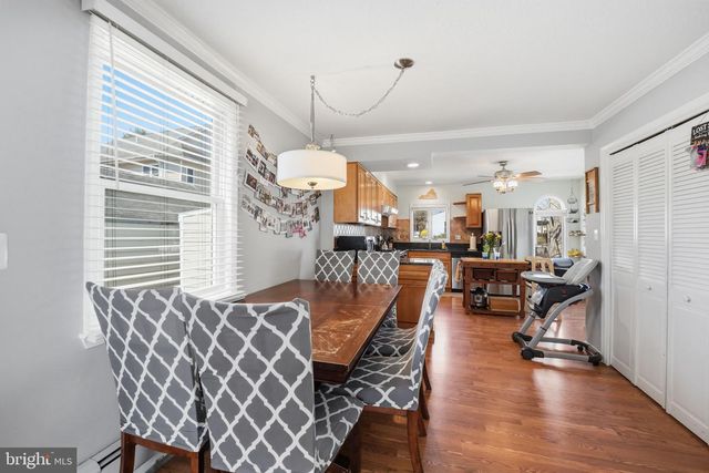 6902 WESTLAWN DR, Falls Church, VA 22042