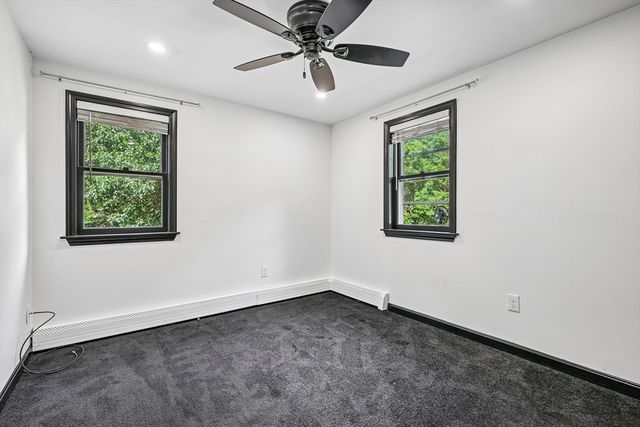 6 Susan Cir, Carver, MA 02330