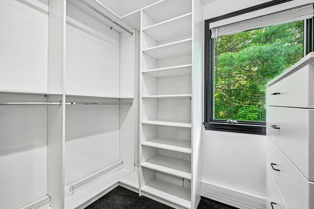 6 Susan Cir, Carver, MA 02330