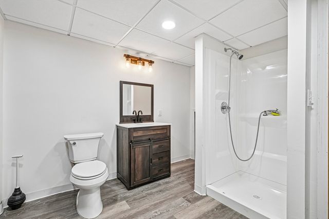 6 Susan Cir, Carver, MA 02330