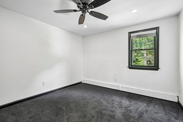 6 Susan Cir, Carver, MA 02330