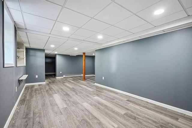 6 Susan Cir, Carver, MA 02330