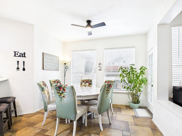 821 Woodridge Drive, Desoto, TX 75115