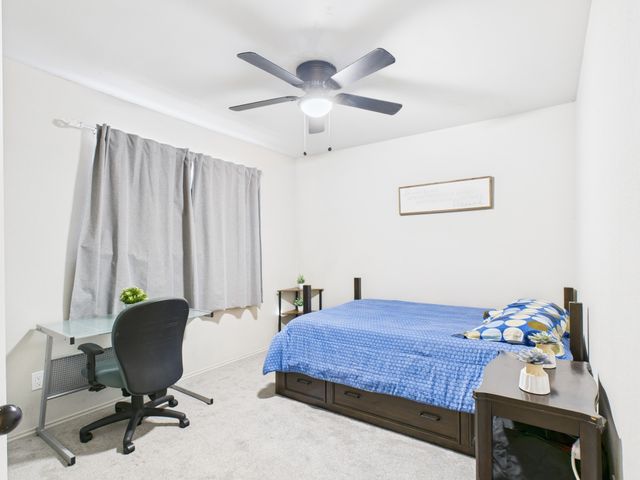 821 Woodridge Drive, Desoto, TX 75115