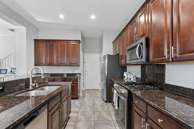 1121 Euclid Drive, Charleston, SC 29492