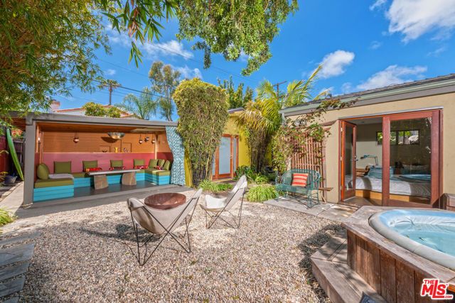 3617 Maplewood Avenue, Los Angeles, CA 90066