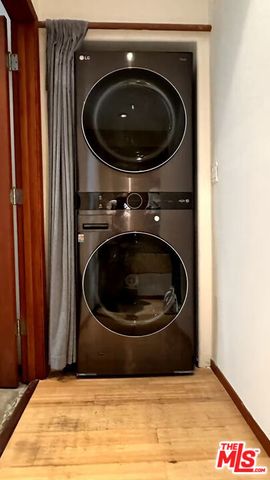 3617 Maplewood Avenue, Los Angeles, CA 90066