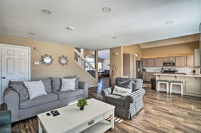 861 Centaur Avenue, Las Vegas, NV 89123