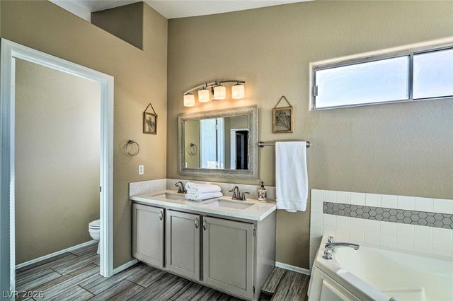 861 Centaur Avenue, Las Vegas, NV 89123