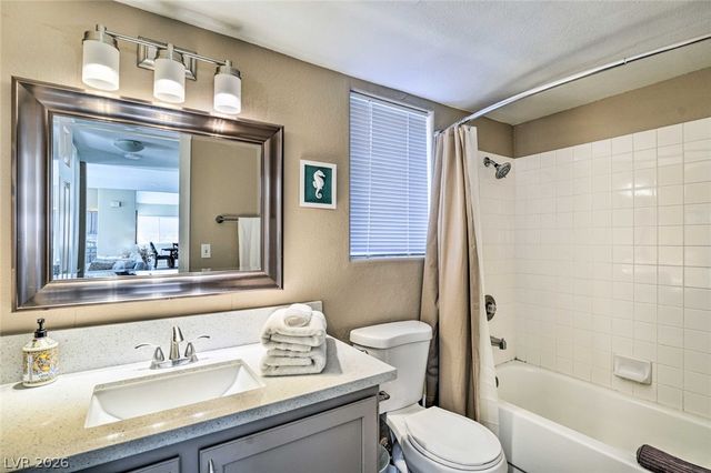 861 Centaur Avenue, Las Vegas, NV 89123