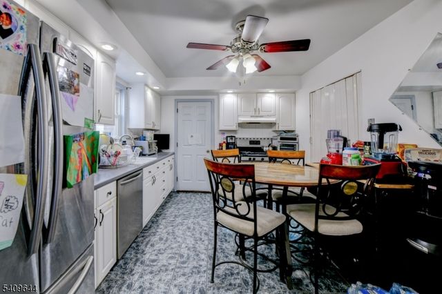 832 Dewey St, Union Twp., NJ 07083