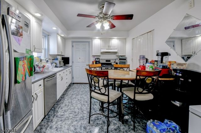 832 Dewey St, Union Twp., NJ 07083