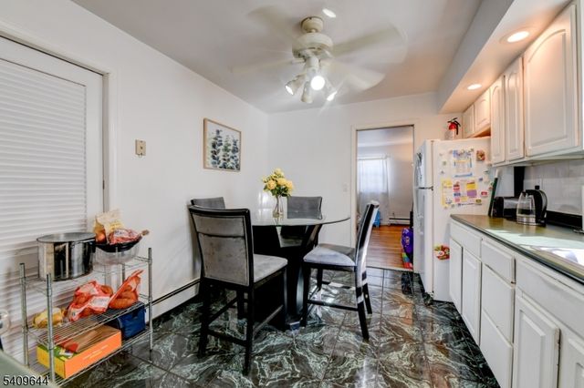 832 Dewey St, Union Twp., NJ 07083