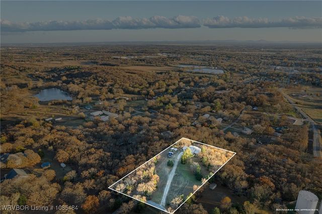 110 Water Tower Road, Muldrow, OK 74948