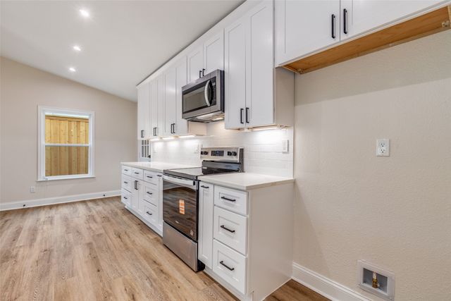 6900 Elliot Court, The Colony, TX 75056