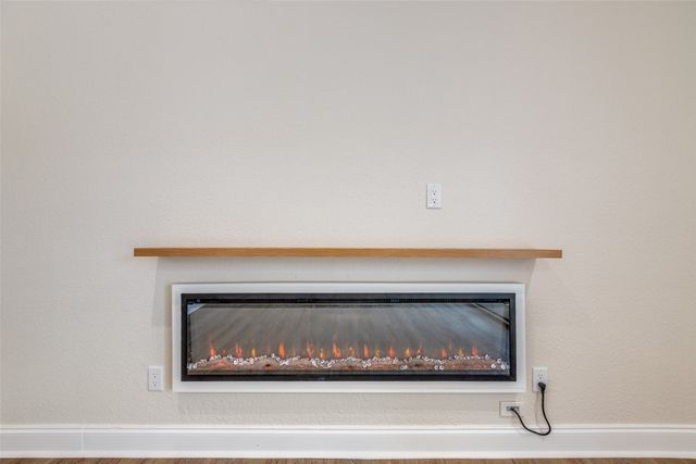 6900 Elliot Court, The Colony, TX 75056