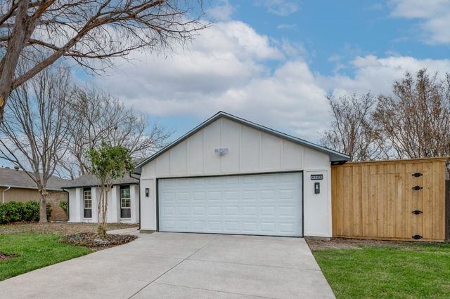 6900 Elliot Court, The Colony, TX 75056