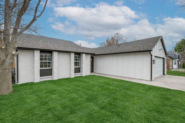 6900 Elliot Court, The Colony, TX 75056