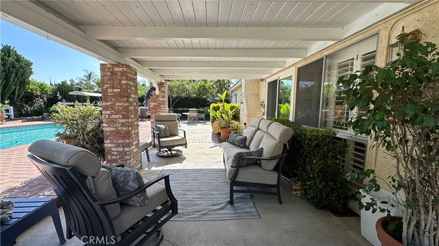 7700 Maestro, West Hills, CA 91304