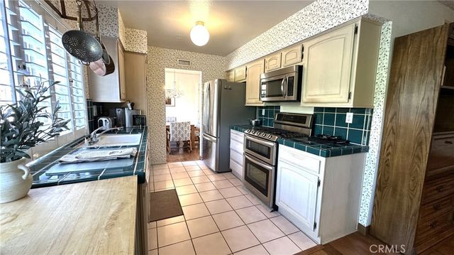 7700 Maestro, West Hills, CA 91304