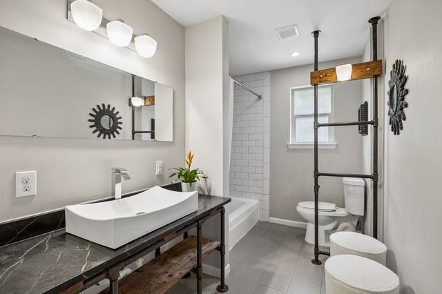 10607 Maplegrove Lane, Dallas, TX 75218
