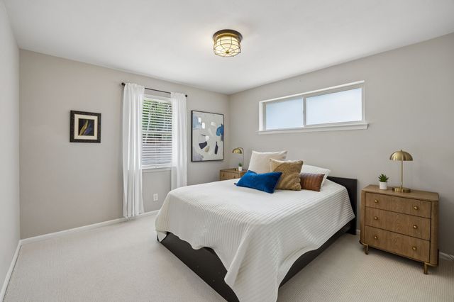 10607 Maplegrove Lane, Dallas, TX 75218