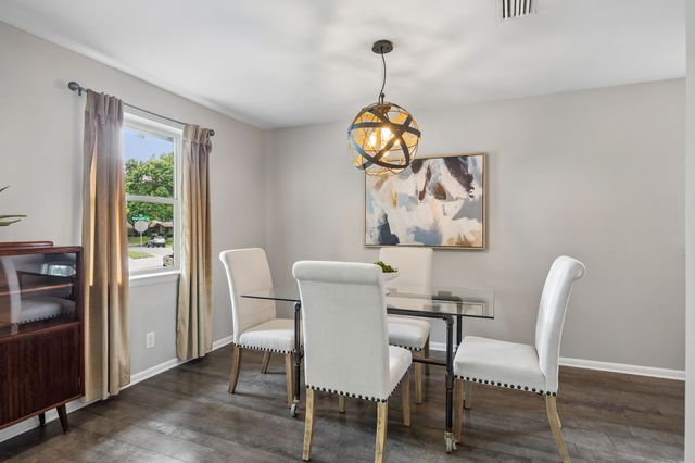 10607 Maplegrove Lane, Dallas, TX 75218