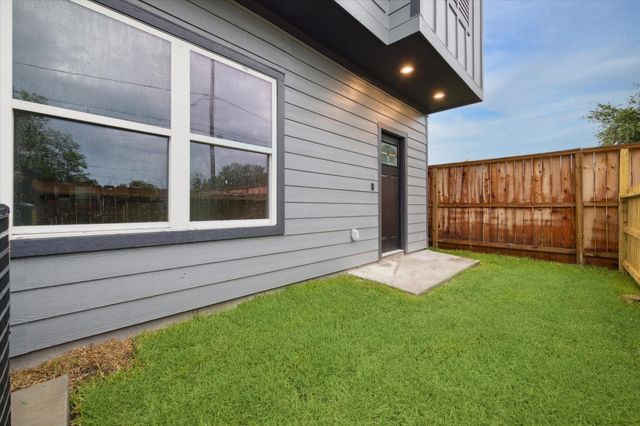 978 Marjorie Street 1, Houston, TX 77088