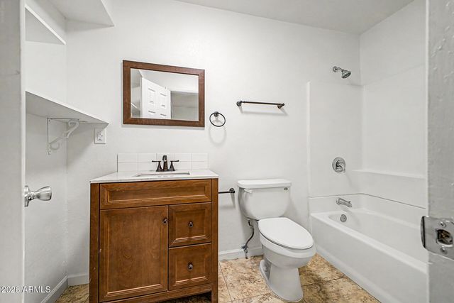17 W Whyman Avenue, Avondale, AZ 85323