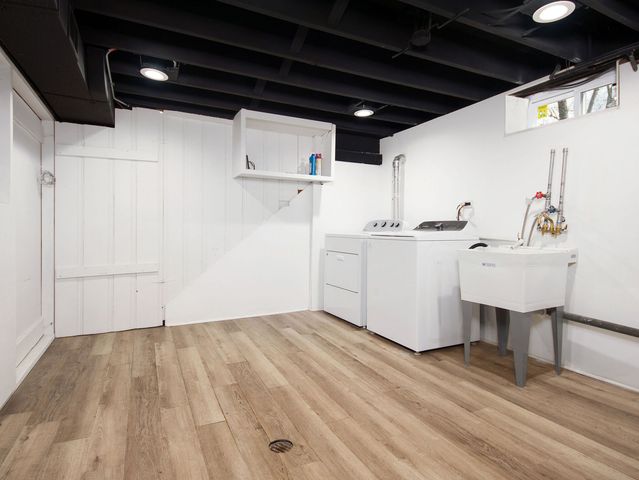 8727 Hamlin Avenue, Skokie, IL 60076