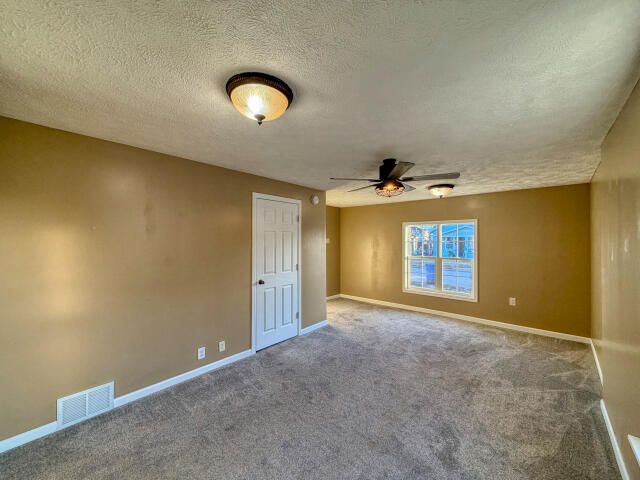 1806 AVENUE C, Council Bluffs, IA 51501