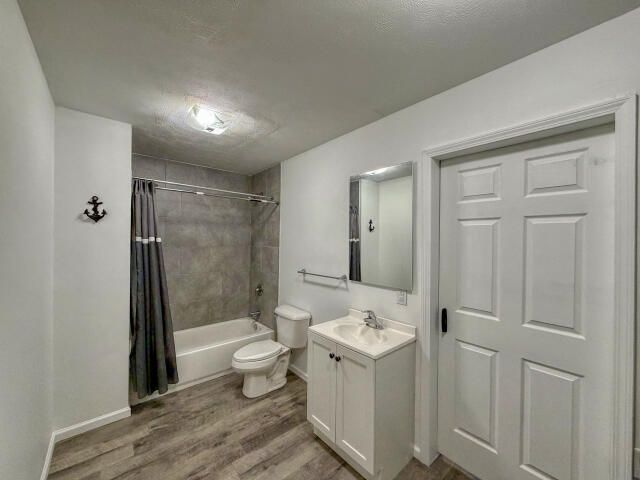 1806 AVENUE C, Council Bluffs, IA 51501