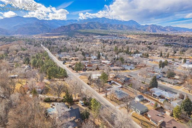 618 W Cheyenne Road, Colorado Springs, CO 80906